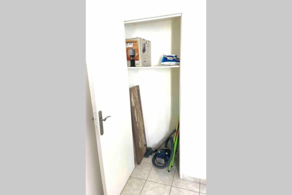 Bel Appartement - Hyper Centre - 2 Pieces Cannes Luaran gambar