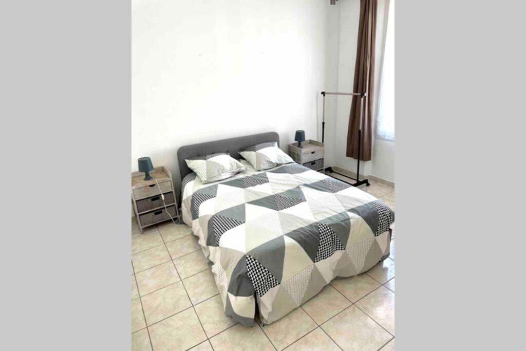 Bel Appartement - Hyper Centre - 2 Pieces Cannes Luaran gambar